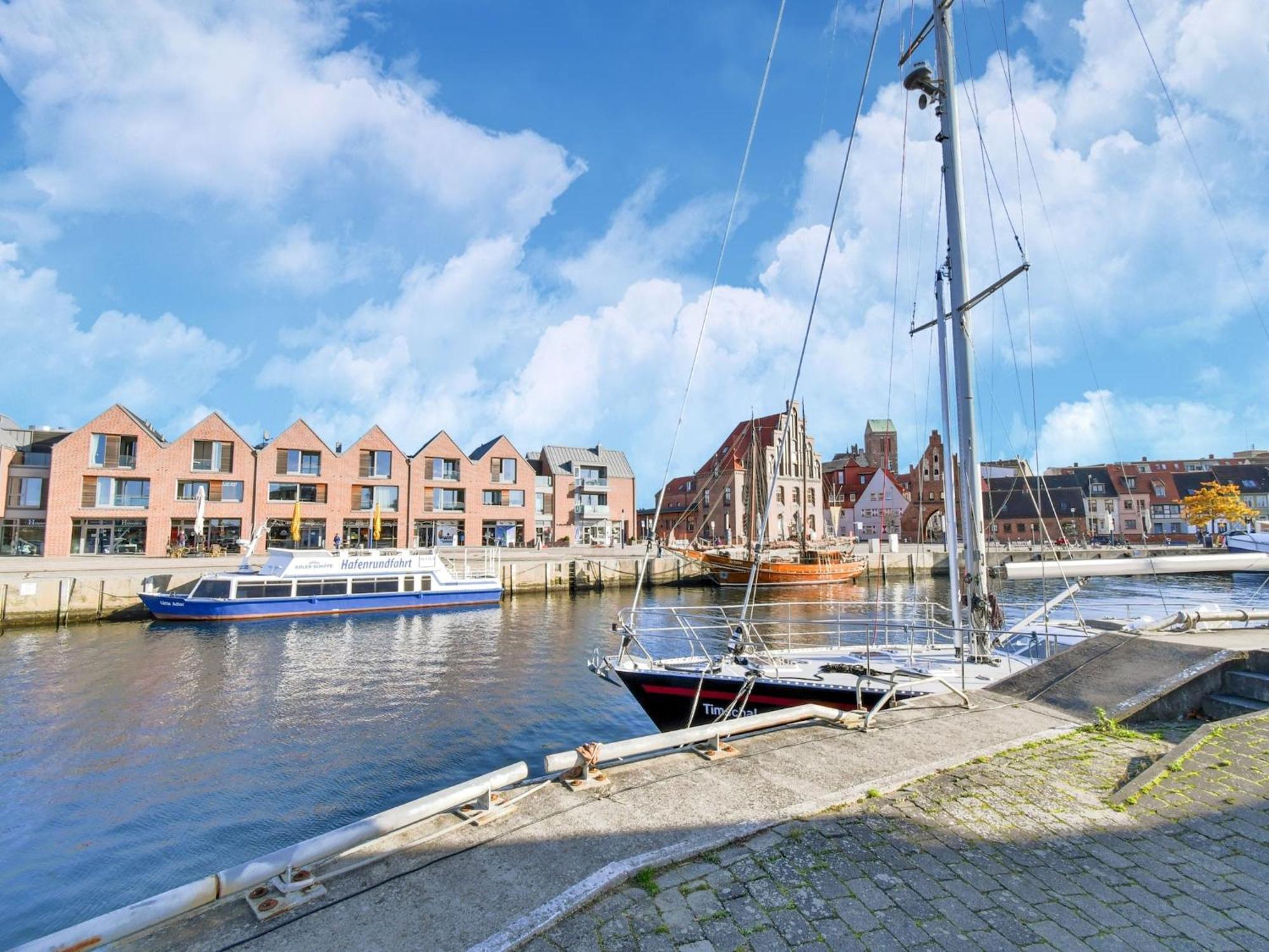 Modern Apartment In Wismar With Private Terrace Экстерьер фото