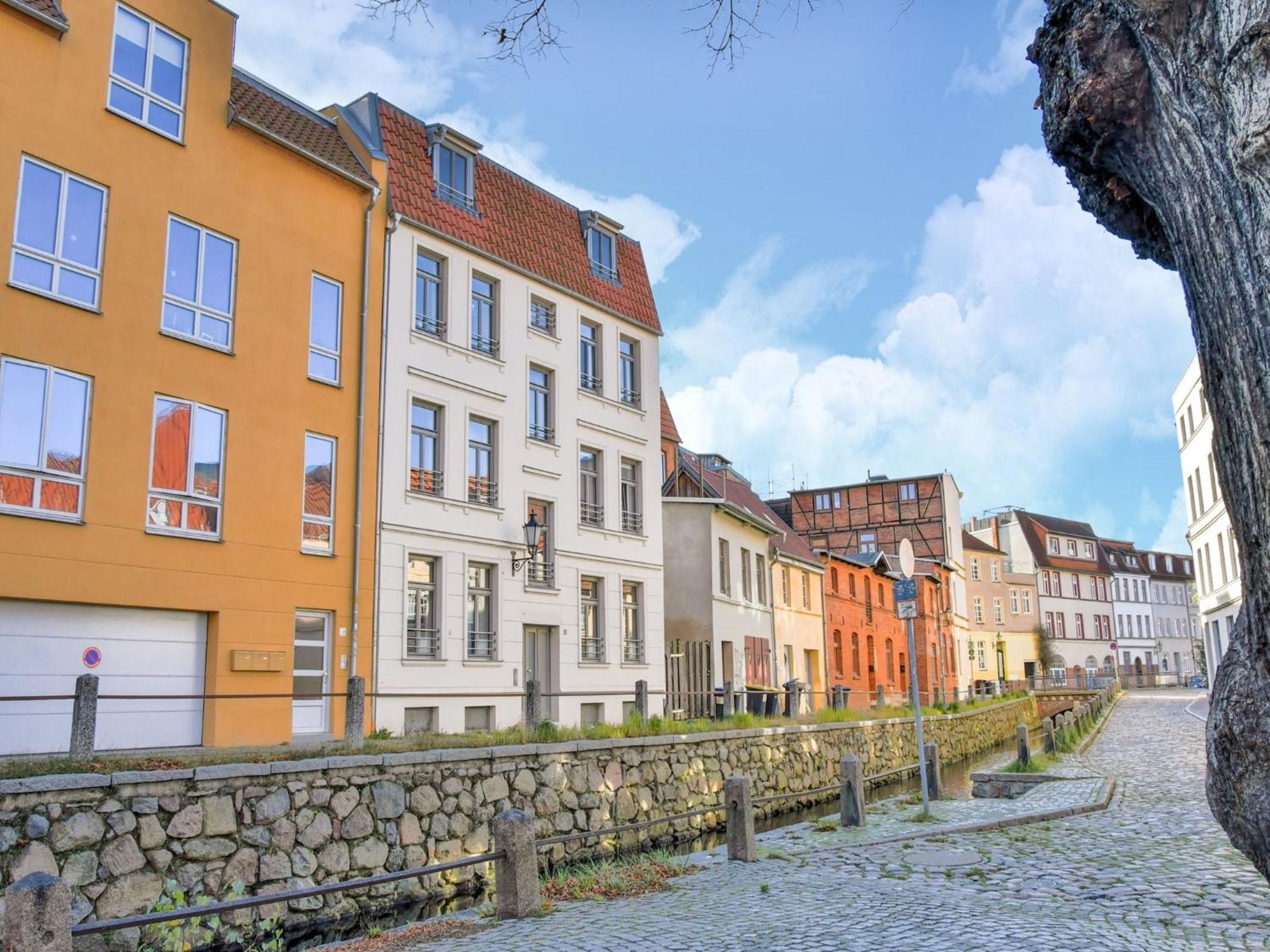 Modern Apartment In Wismar With Private Terrace Экстерьер фото
